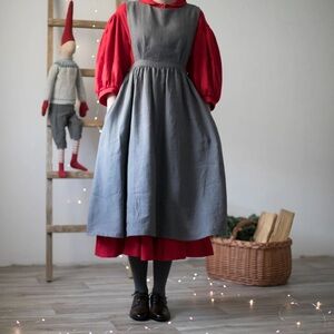 Little Women Atelier linen Amy pinafore